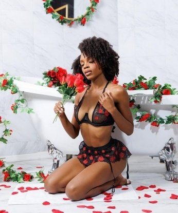 Анкета проститутки Олися - город Комарово, 21 год, №3079